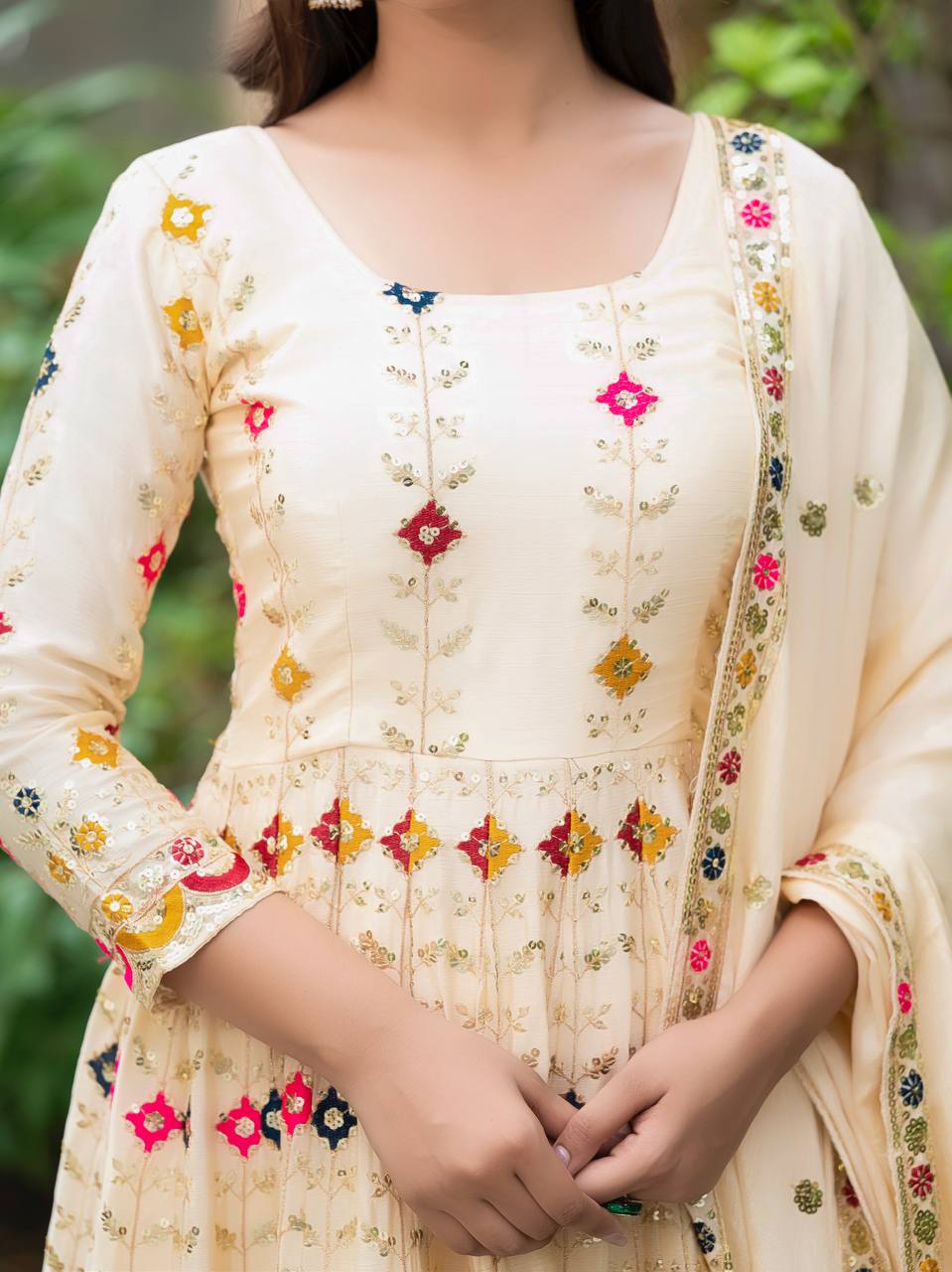 PREMIUM & LUXURIOUS DESIGNER READYMADE ANARKALI SUIT