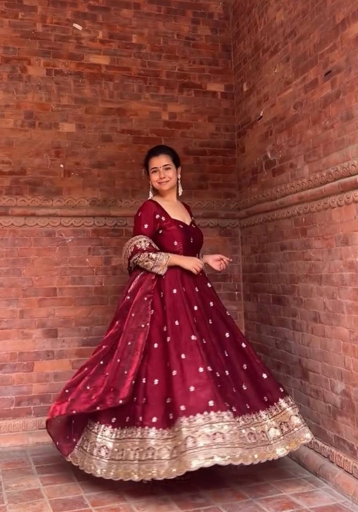 heavy fendy silk Anarkali Suit