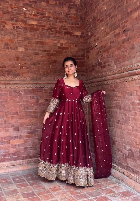 heavy fendy silk Anarkali Suit