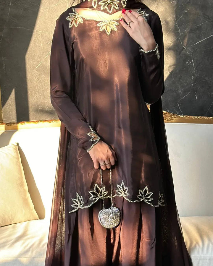 Đěsigner Party Wear Look Top With Farshi Salwar