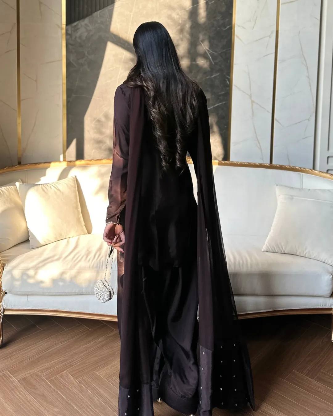 Đěsigner Party Wear Look Top With Farshi Salwar