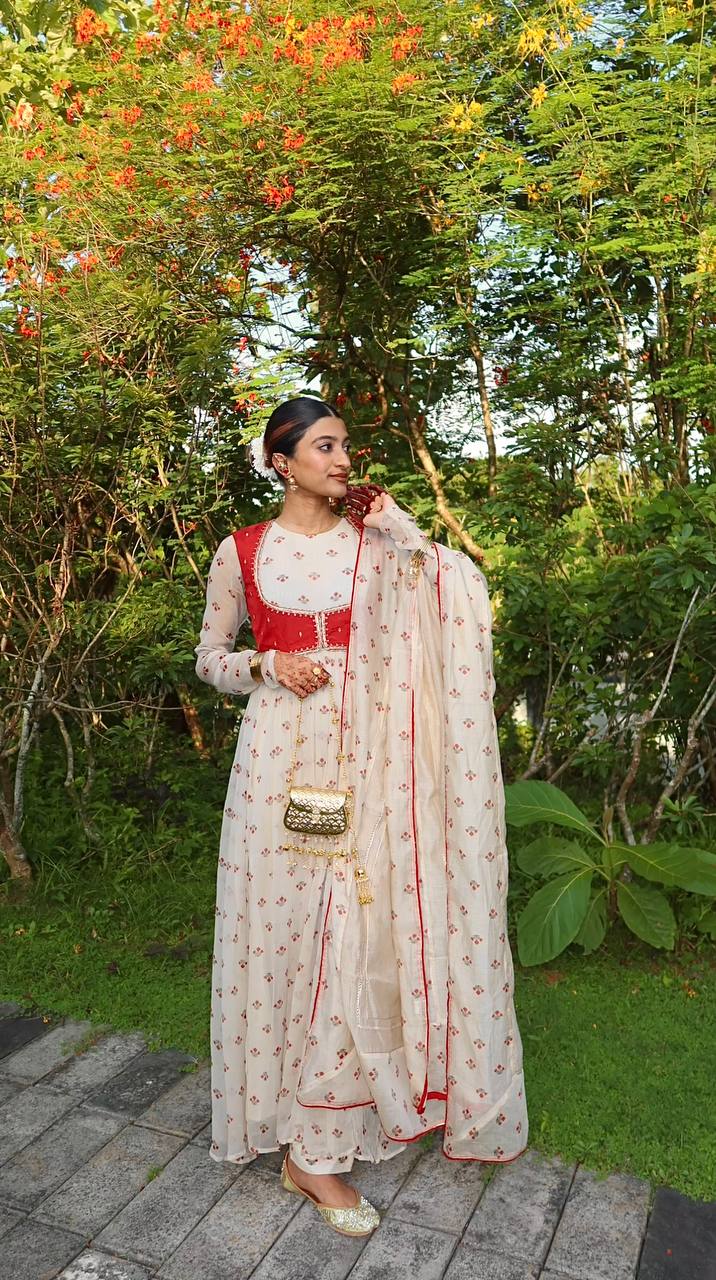 Designer Party Wear Anarkali Flower Prints Gown