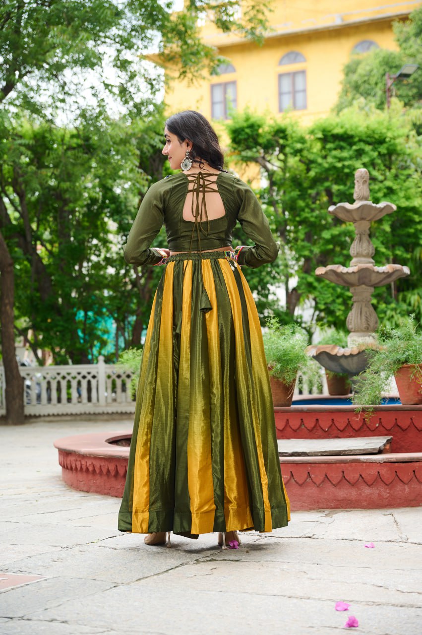 navaratri Chinnon Lahengha Choli