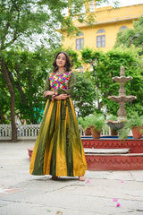 navaratri Chinnon Lahengha Choli