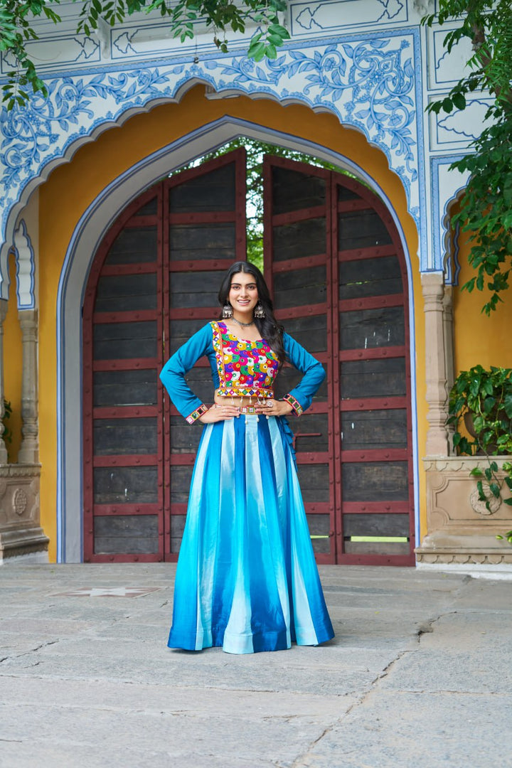 Classic Desinger navaratri Chinnon Lahengha Choli