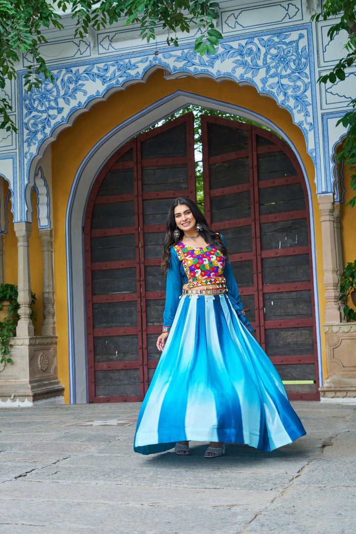 Classic Desinger navaratri Chinnon Lahengha Choli