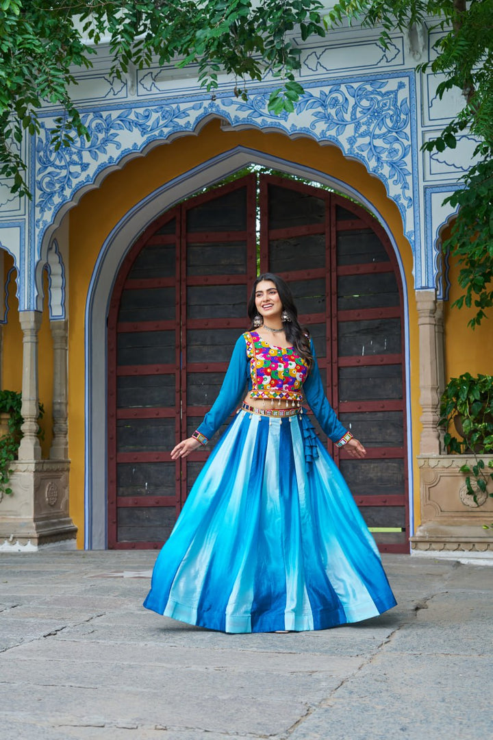 Classic Desinger navaratri Chinnon Lahengha Choli
