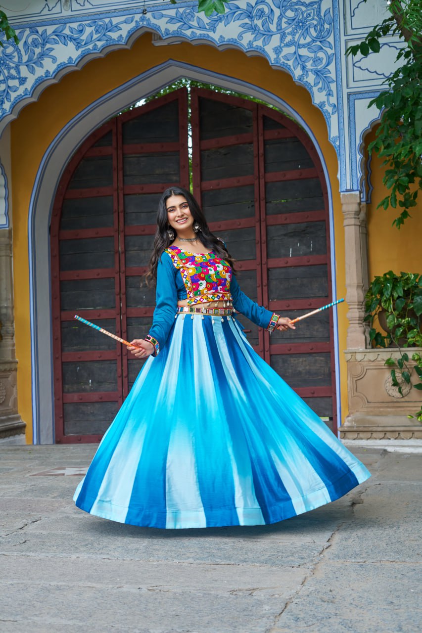 Classic Desinger navaratri Chinnon Lahengha Choli