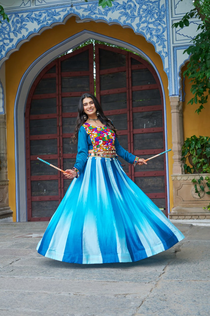 Classic Desinger navaratri Chinnon Lahengha Choli