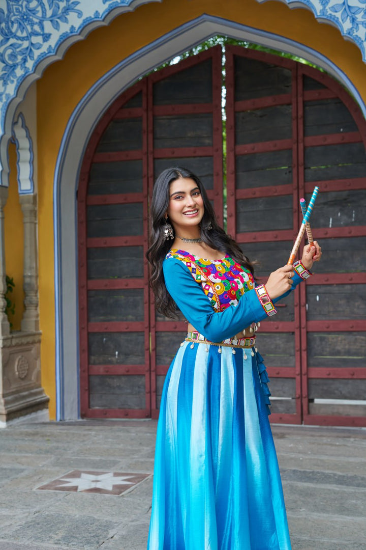 Classic Desinger navaratri Chinnon Lahengha Choli