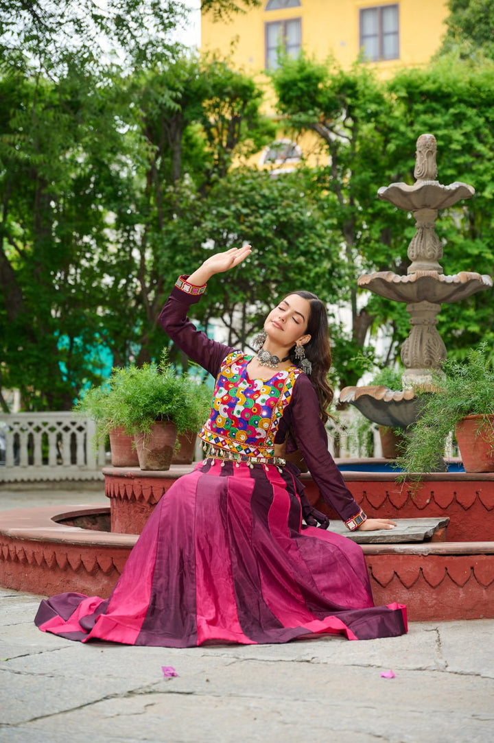 Tranding Desinger navaratri Chinnon Lahengha Choli