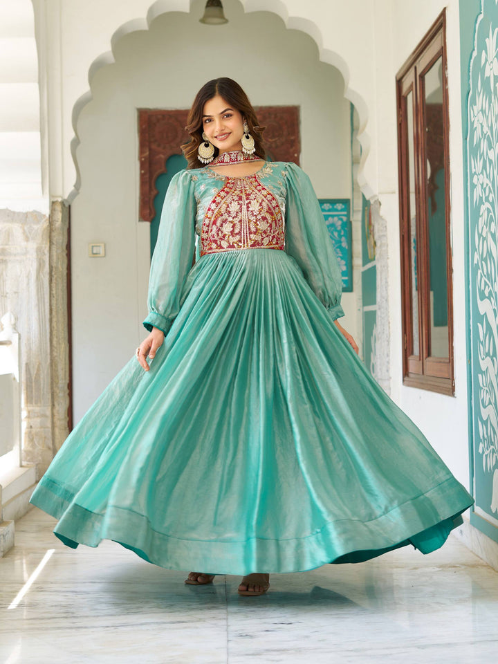 New Wedding Long  Gown & Dupatta Set