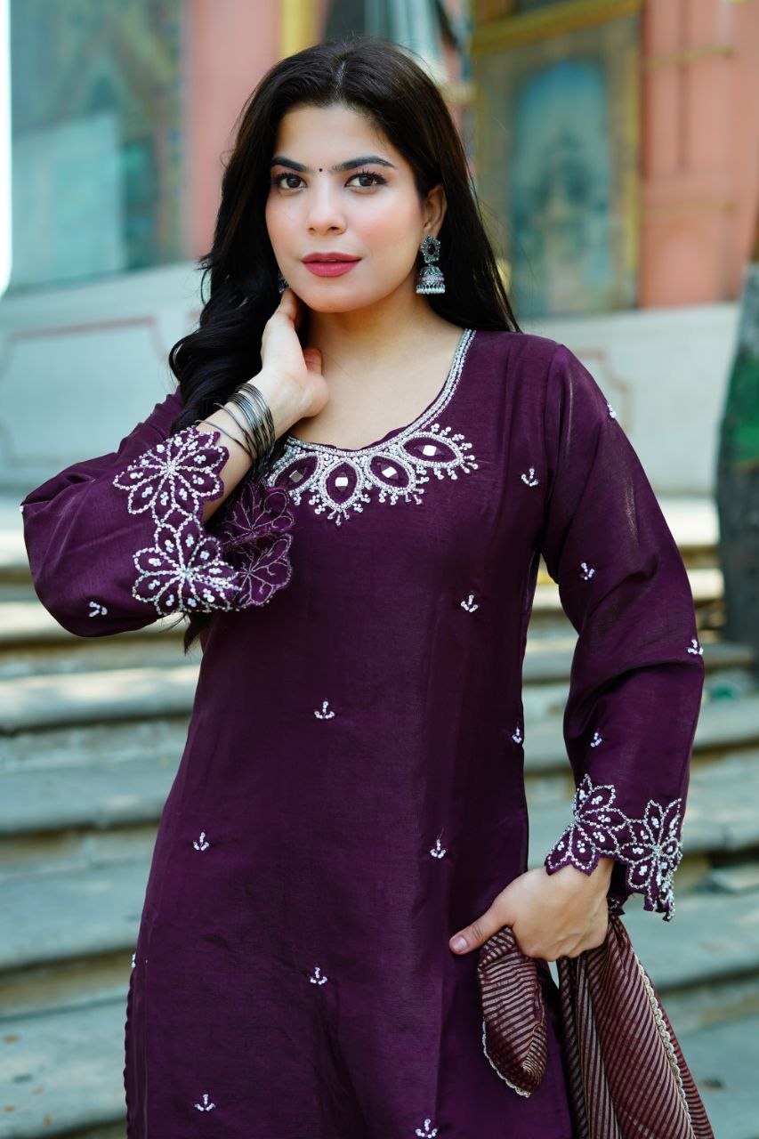 TRANDING 3 PIECE FANCY KURTI-PENT AND BEAUTIFUL DUPATTA SET