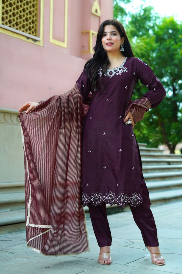TRANDING 3 PIECE FANCY KURTI-PENT AND BEAUTIFUL DUPATTA SET