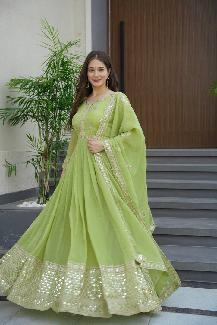 Designer Party Wear Look Gown