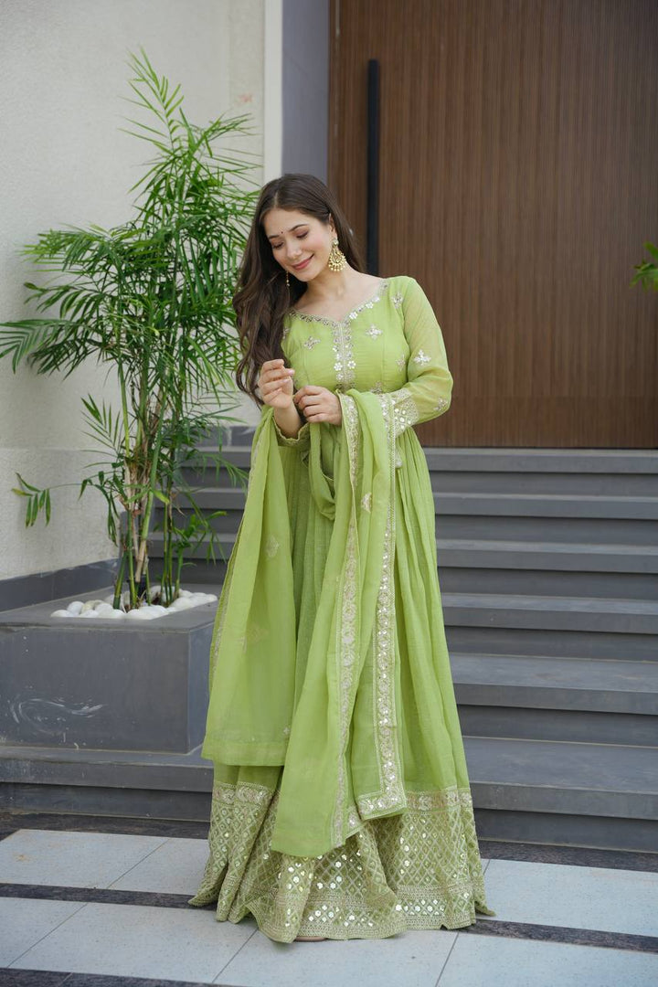 Designer Party Wear Look Gown