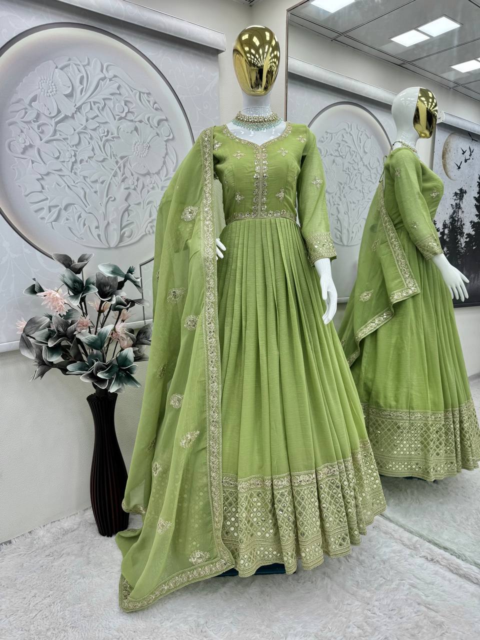 Designer Party Wear Look Gown