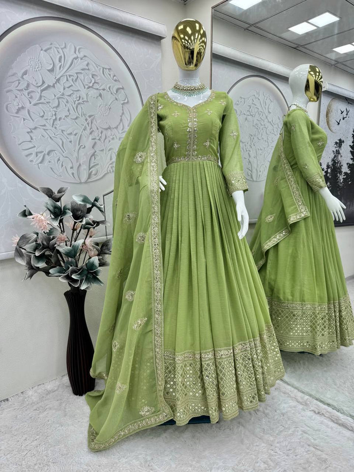 Designer Party Wear Look Gown