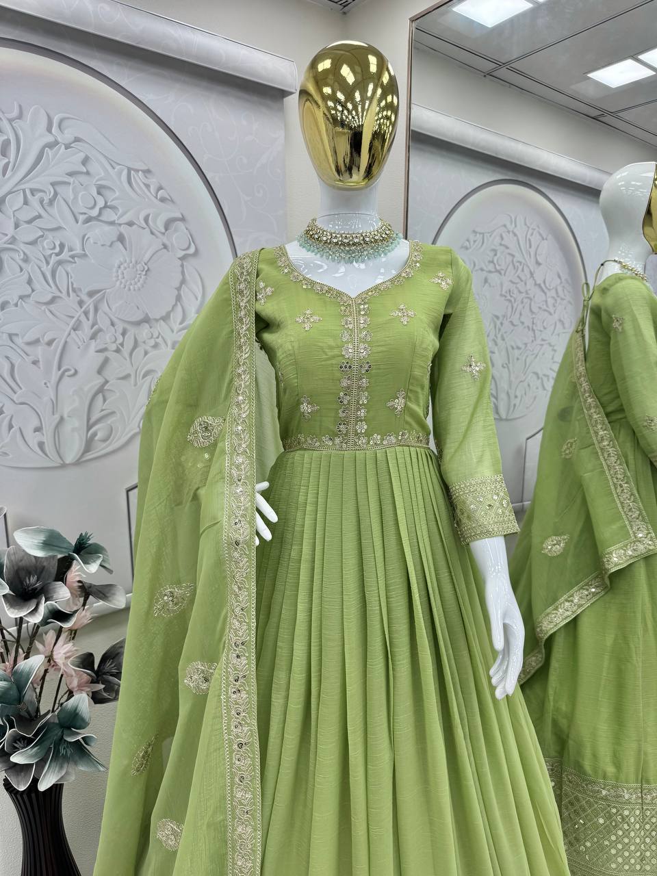 Designer Party Wear Look Gown