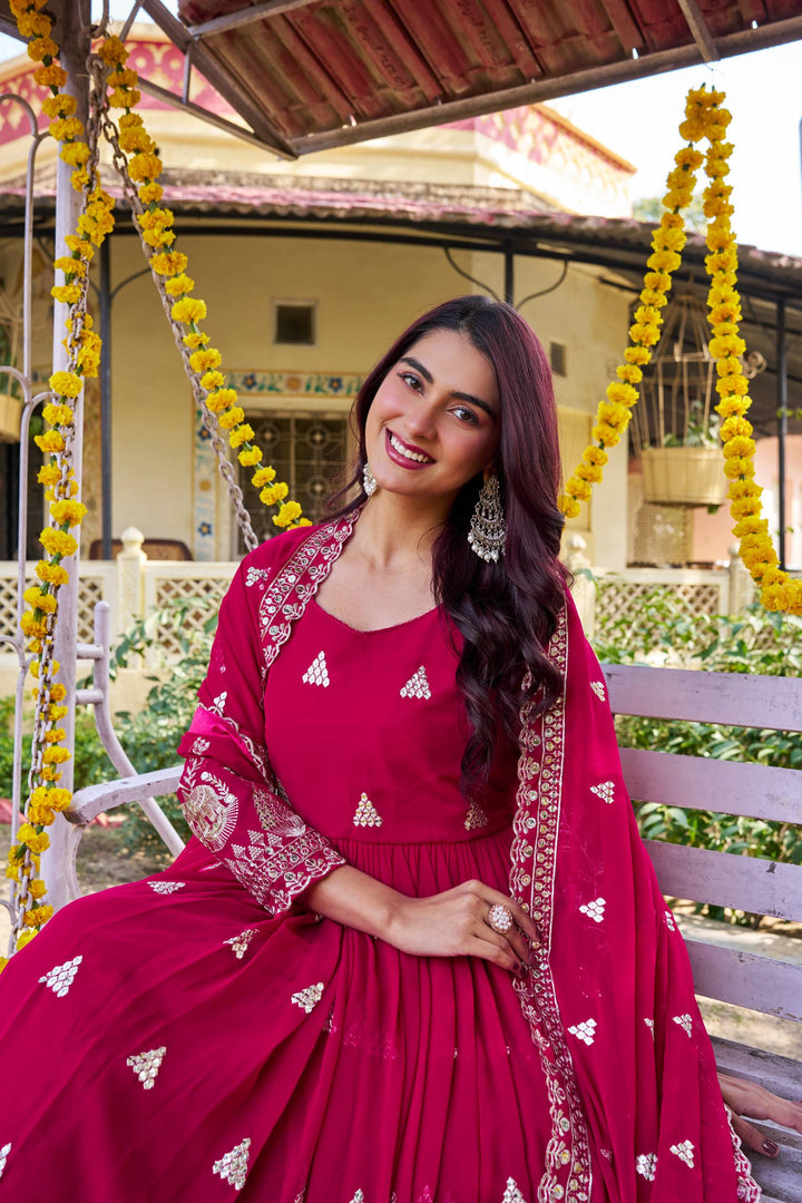 Pink anarkali Desinger Gown Dupatta