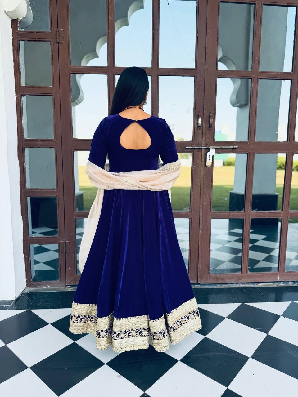 PREMIUM VELVET ANARKALI SUIT SET