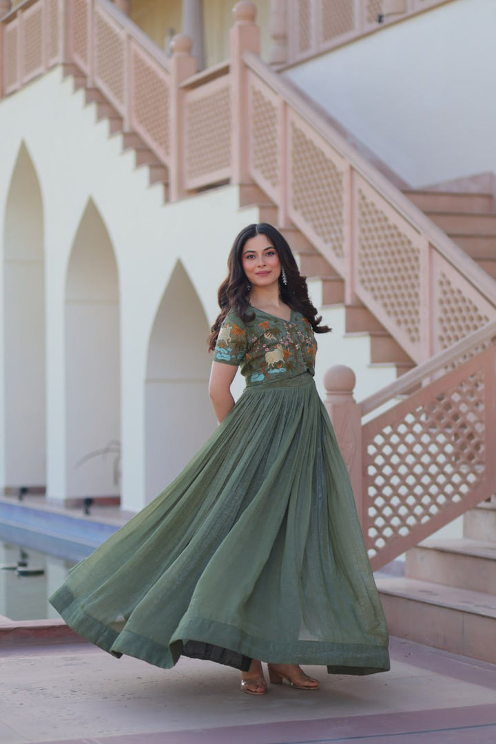 Desinger Silver Crunchy readymad Koti Gown