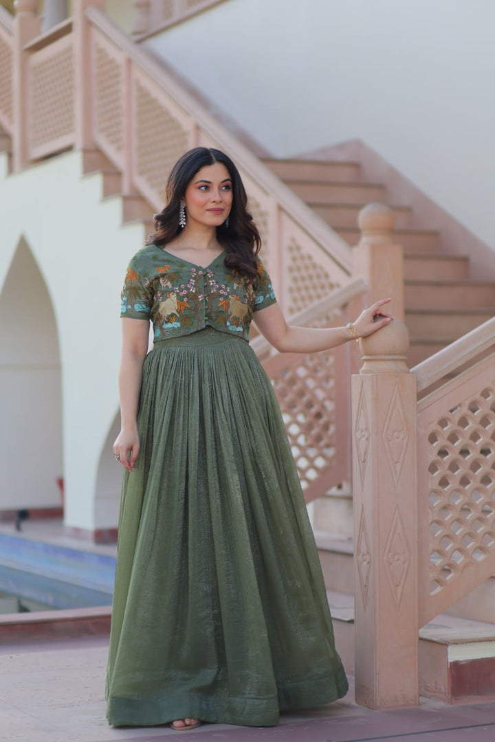Desinger Silver Crunchy readymad Koti Gown